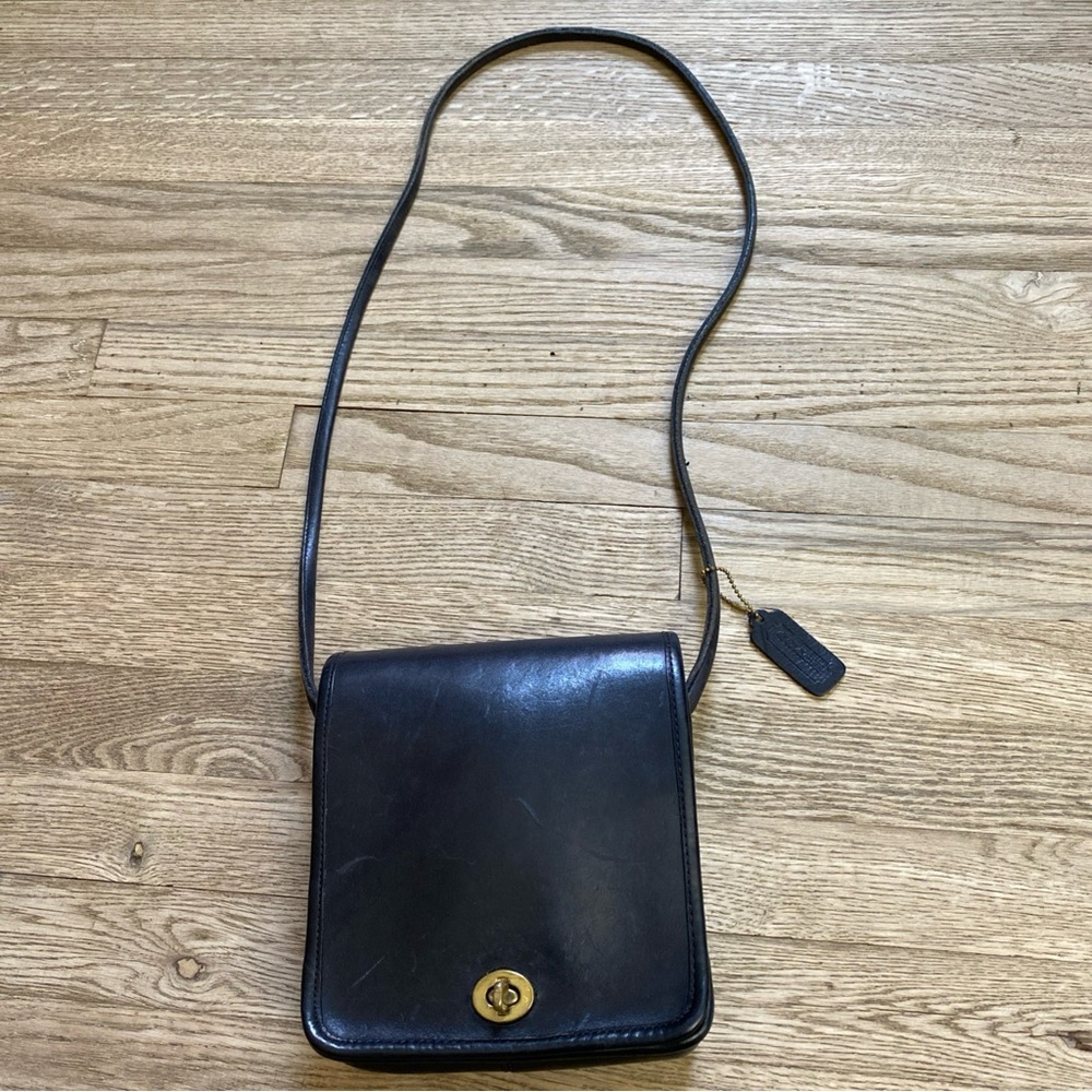 Vintage Coach New York City Creed 409-6444 Black Leather Crossbody Bag